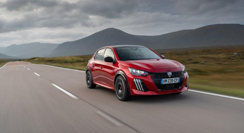 Itt az új, kis Peugeot GTi, de…