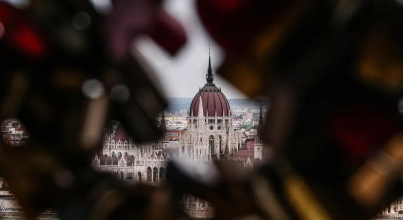 Az OECD szerint reformok nélkül elszállhat a magyar államadósság