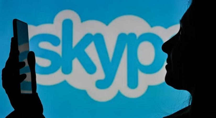Mától hivatalosan is befellegzett a skypeolásnak