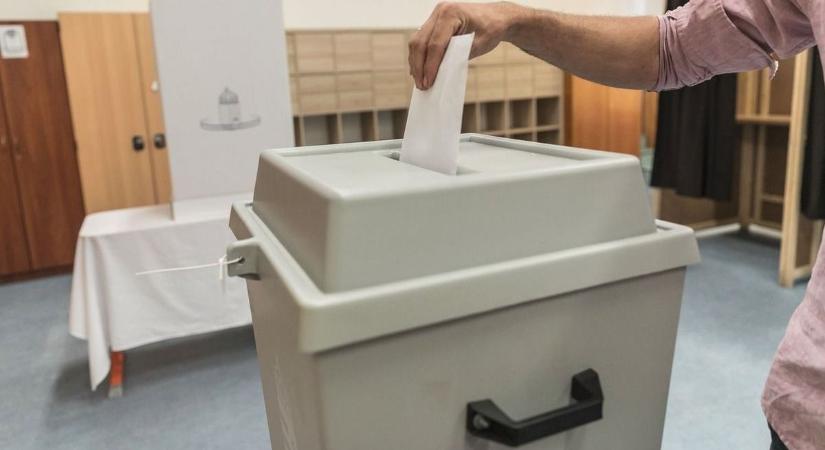 Feloszlott a testület, most megszületett a döntés: megvan Arnót új polgármestere