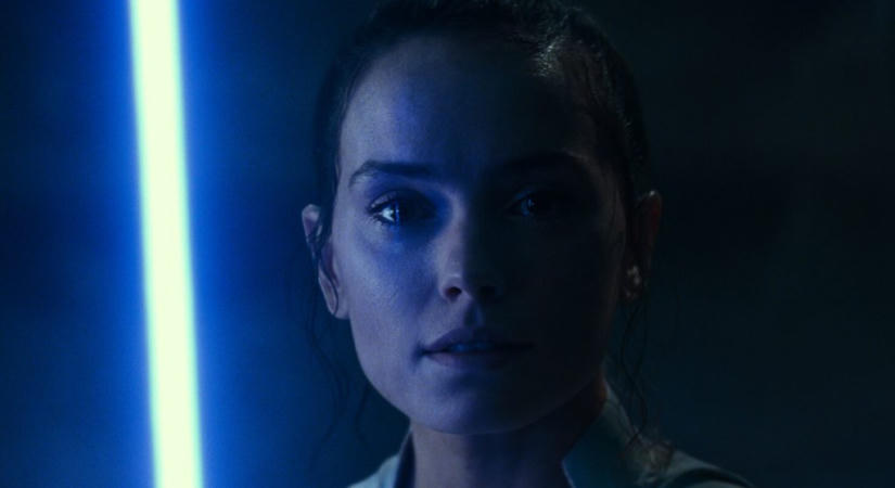 A Pókember-filmek rendezőjének kellene megmentenie a Star Warsot