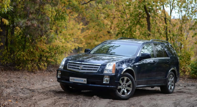 V8 benzin Cadillac SUV, 1,5 millióért: lesz, aki megmenti a bontótól?