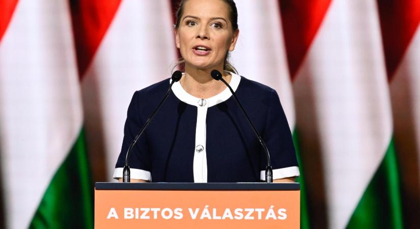 Öt év alatt több mint másfél milliárd forinttal támogatta a Rogán-féle Miniszterelnöki Kabinetiroda a Király Nórához köthető civil szervezeteket