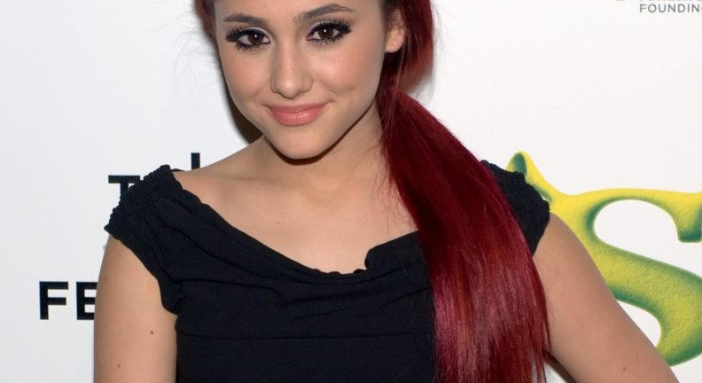 Ariana Grande háttérbe vonul a nyilvánosság elől a „végtelen” közfigyelem miatt