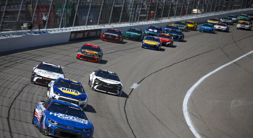 A NASCAR elkezdte vizsgálni a költségplafon bevezetésének lehetőségét