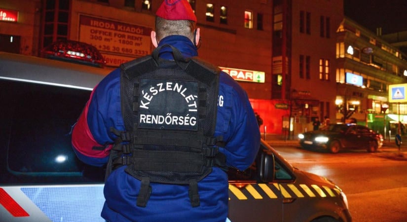 Rendkívüli: bombariadó miatt fennakadások a pécsi és a kaposvári vonalon