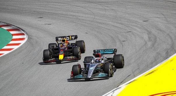 Verstappen győzött, a Ferrari megállt a forró Spanyol Nagydíjon