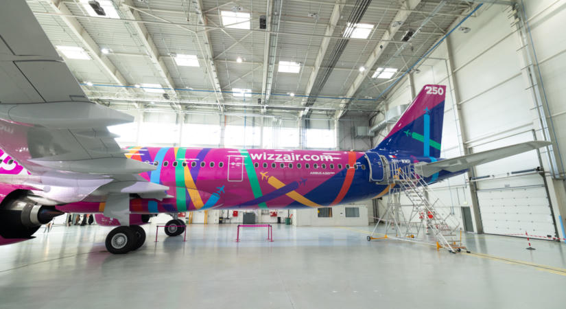 Közel 200 millió eurós veszteséget hozott össze a Wizz Air, az iráni háború alaposan megtépázta a számokat