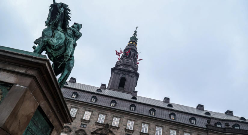 Hatalmas adatszivárgás Dániában, 8,8 millió ember személyes adatai kerültek ki