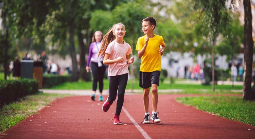 A sportoló gyerekek évtizedekkel később is érzik a testmozgás hatásait – életük nagyon fontos területén segíti őket