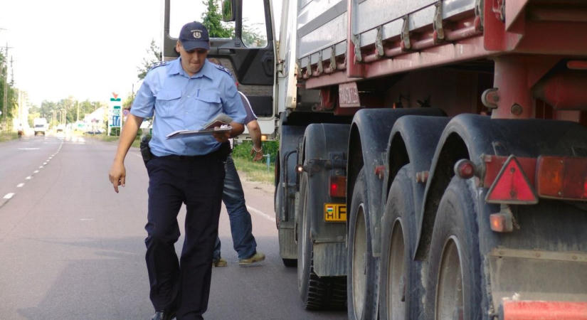 Az ukránok után a bolgár és a román fuvarozók is viszik a magyar riválisok piacát