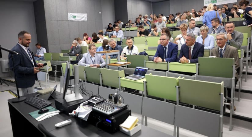 Lejárt a licensz, elsétált a házi őrizetes pedofil – a kibervédelem fontosságáról is beszéltek a szakmai napon