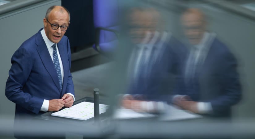 Megindult a lavina Európa legerősebb országában: a vezető fejét követelik, miközben hódítanak a radikálisok – Mi lesz ebből?