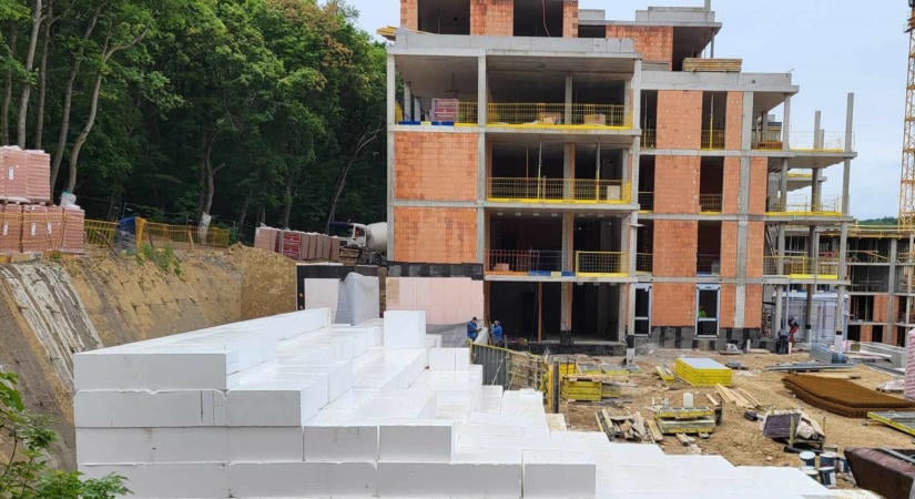 Austrotherm geoBLOCK – Könnyű megoldás nehéz helyzetekben