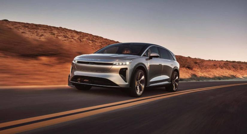 Már csak a nevével is bevonz az új Lucid SUV