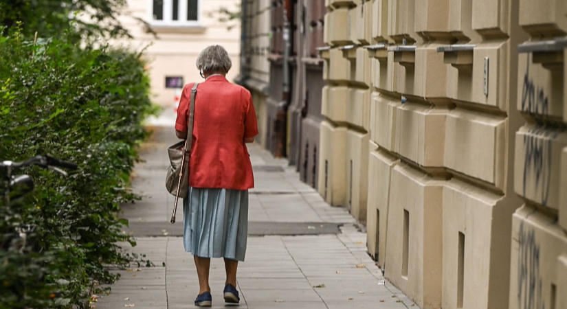 A demencia nem feltétlenül a feledékenységgel kezdődik: ezek a jelek is árulkodóak lehetnek
