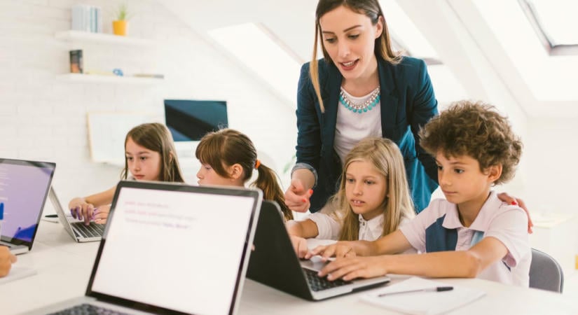 Dollármilliók érkeztek a magyar edtechbe, most az oktatási rendszert is átalakítanák