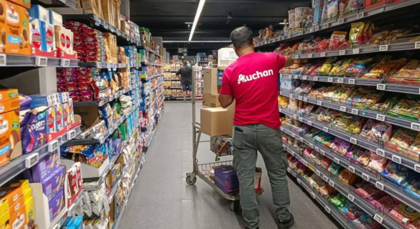 Vásárlási korlátozást vezetett be az Auchan Ukrajnában, de nincs áruhiány