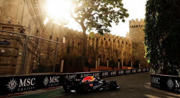 ÉLŐ: Az F1-es Azerbajdzsáni Nagydíj időmérő edzése