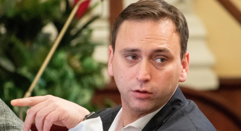 Megszüntetik letartóztatását: nyomkövetővel kerül háziőrizetbe Őrsi Gergely
