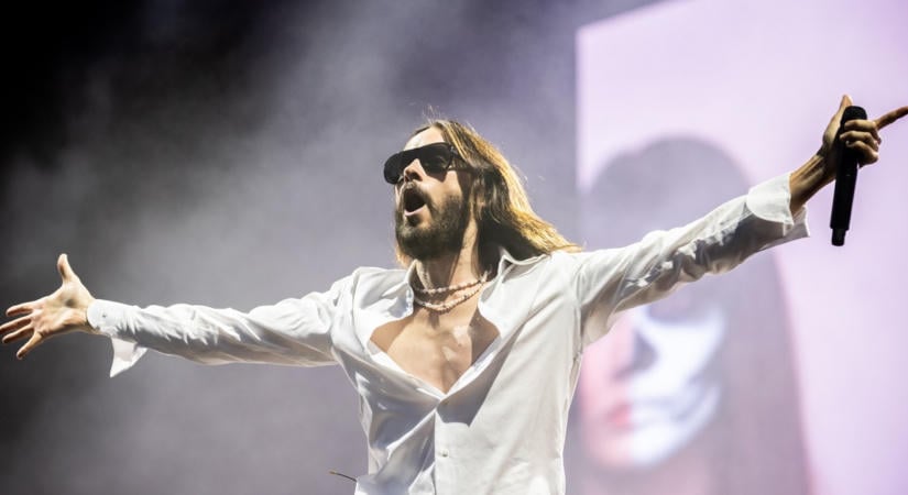 Jared Leto visszahozza a kétezres évek rockhimnuszait Budapestre