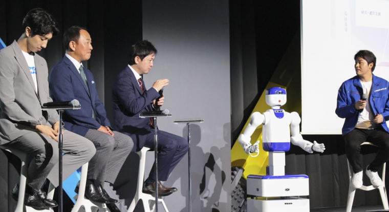 Japán 10 millió AI-vezérelt humanoid robotot állítana munkába 2040-ig