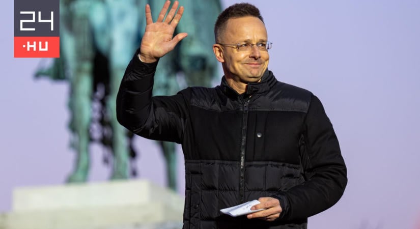 Hétfőn a Nemzetbiztonsági Bizottság meghallgatja Szijjártó Pétert