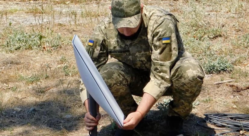 Kijev politikai nyomást sejt az ukrán drónokat akadályozó műholdas korlátozás mögött