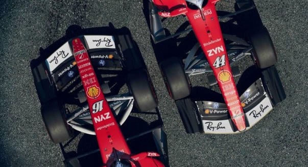 Fotók: Schumacher-dizájnt kapott a Ferrari az F1-es Olasz Nagydíjra