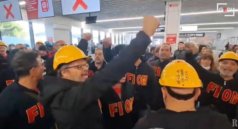 Videó: acélgyári munkások vették blokád alá a genovai repülőteret