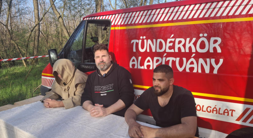 Lemond a Tündérkör Alapítvány kuratóriumi elnöke, Tóth Zs. Ferenc