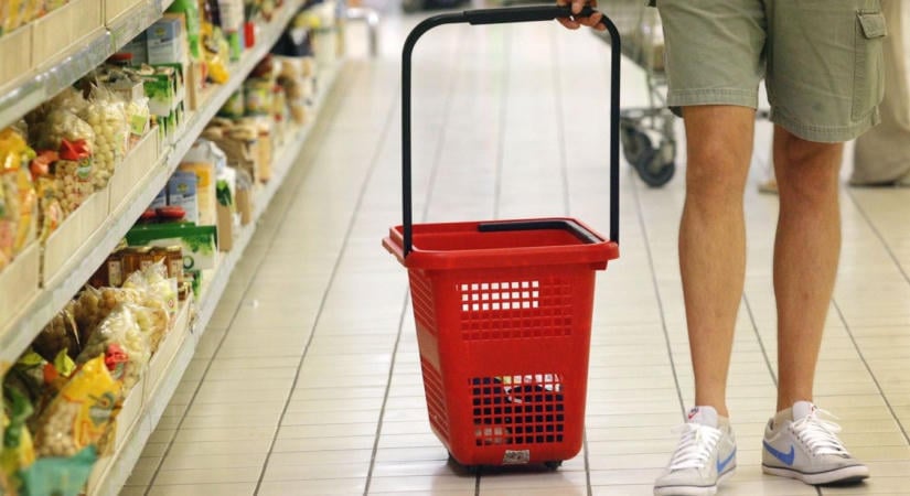 Baktériummal szennyezett, népszerű felvágottat hívtak vissza! A te hűtődben is lehet belőle