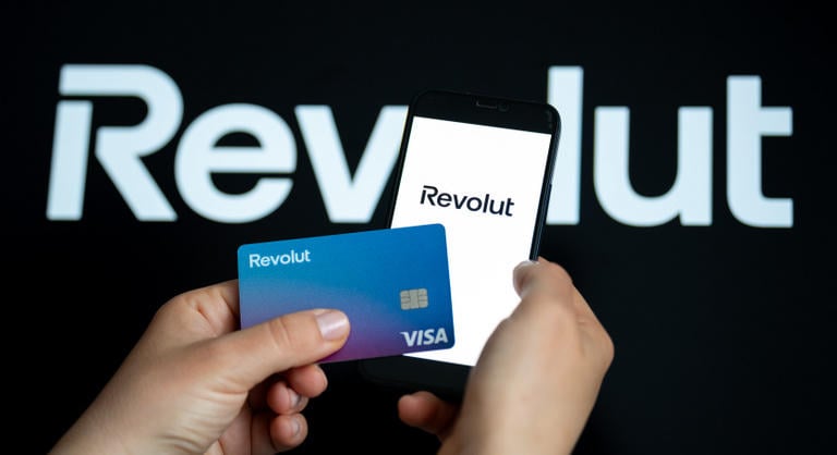 Itt a Revolut rendkívüli bejelentése, erre készüljön fel: bizonyos esetekben leállhatnak az utalások
