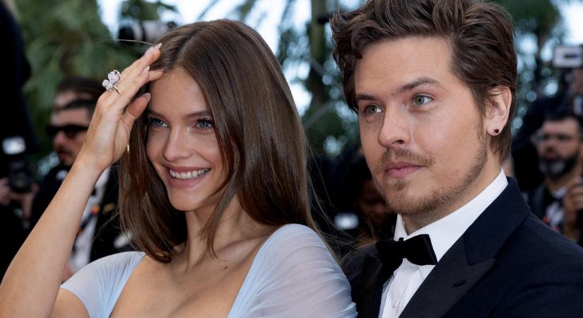 Először kék ruhában árulta el a terhességét Palvin Barbara, de most aztán bevallották a kisbabájuk nemét