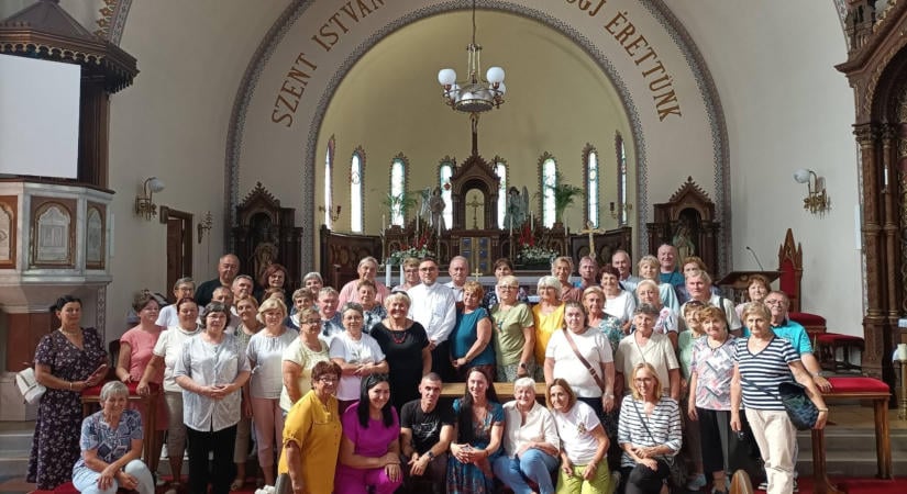 Zobor-vidéki zarándokok a budapesti Szent István-ünnepségen