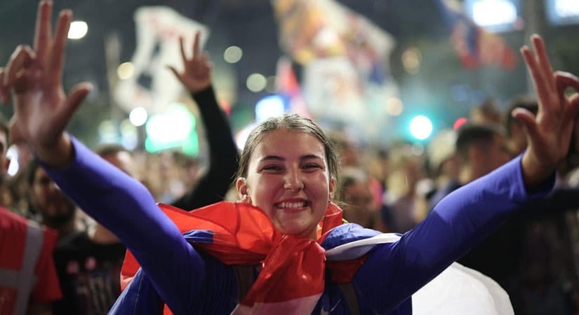 Vučić elbukott, Belgrád örömmámorban, Brüsszel új fejezetet nyitna
