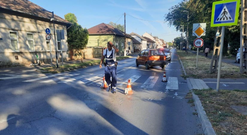 Súlyos gázolás a nyíregyházi zebrán: közlekedésre alkalmatlan autóval ütötte el a gyalogost a sofőr (fotókkal)