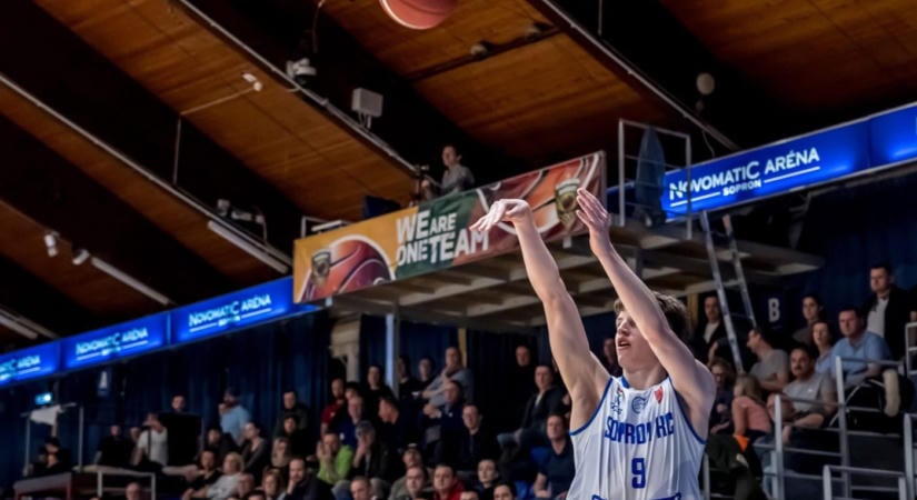 Döntőzik Csehországban a Sopron KC