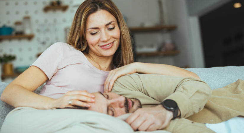 Egyedülálló szülő nevelt? Így hathat a gyerekkorod a párkapcsolatodra