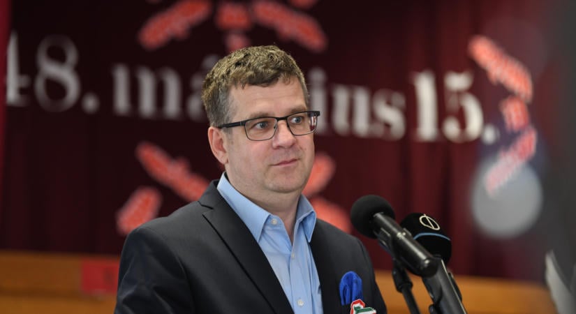 Seszták Miklós őrizetbe került