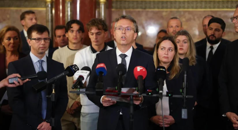 Hankó Balázs a Parlamentben várja a hatósági lépéseket