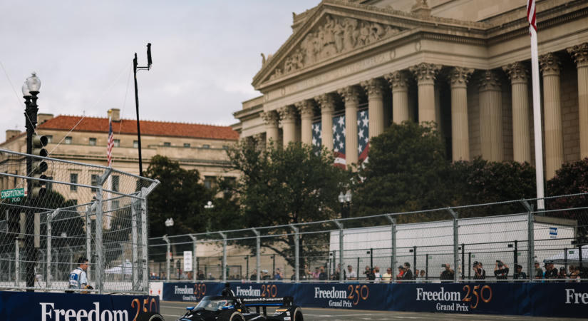 Alex Palou-é a pole Washington D.C.-ben, akár már vasárnap ötszörös bajnok lehet
