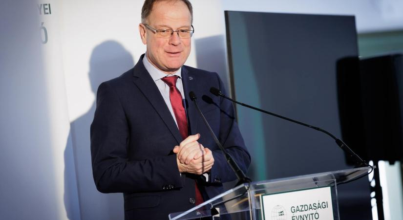 Navracsics Tibor: Két vármegyének lehet önálló gazdasági profilja