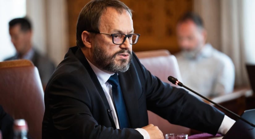 Kármán András: Végre láthatják, hallhatják az emberek, ami mindenkire tartozik