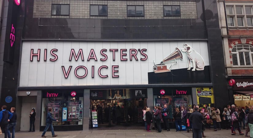 Dupla bérleti díj miatt bezárja ikonikus londoni üzletét a HMV