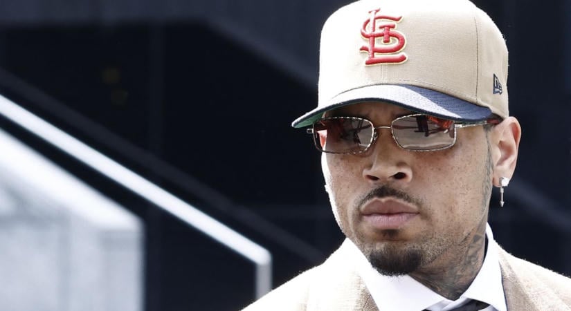 Chris Brown felfüggesztettet kapott, miután sokadjára is verekedésbe keveredett