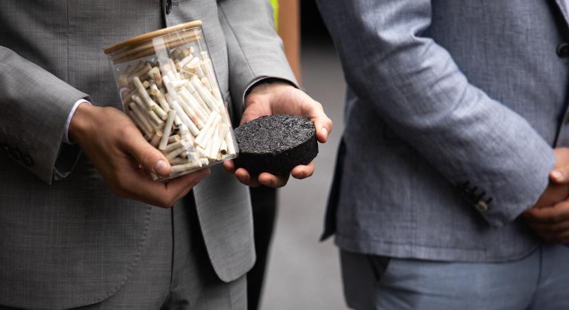 Újrahasznosított cigarettacsikkek kerülnek az útburkolatba a Rimaszombati járásban