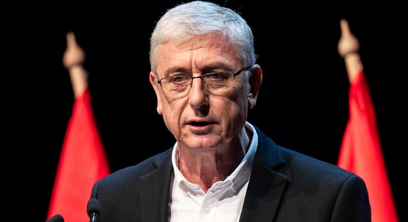 Gyurcsány Ferenc szerint van, aki már azt hiszi, hogy ő maga az ország
