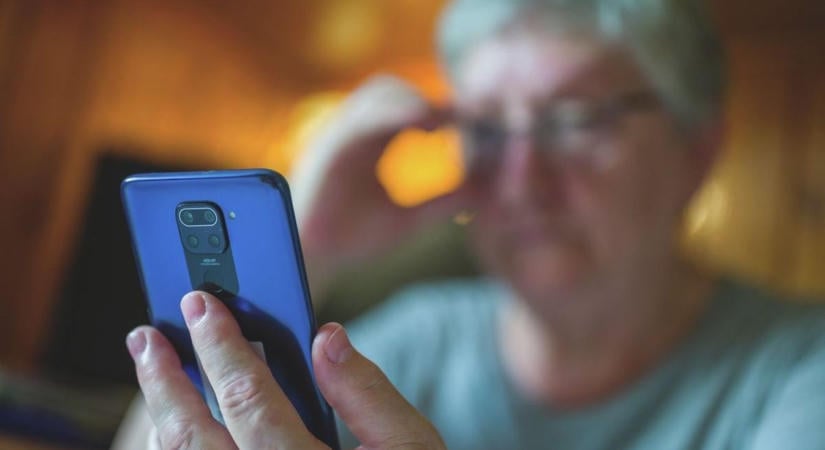 Honnan tudják a telefonszámomat? Gyanús adójóváírással próbálkoznak az adathalász csalók