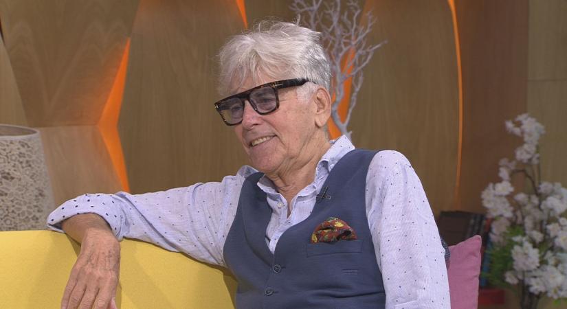 10 évét siratja Ernyey Béla